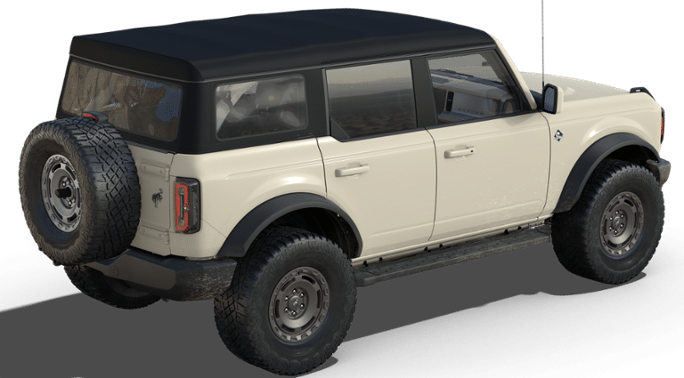 2025 Ford Bronco Outer Banks photo 3