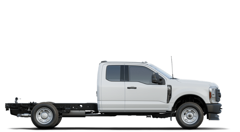 2025 Ford F-350 Super Duty Chassis Cab XL - Photo 27
