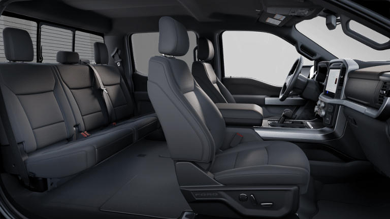 2025 Ford F-150 XLT photo 6