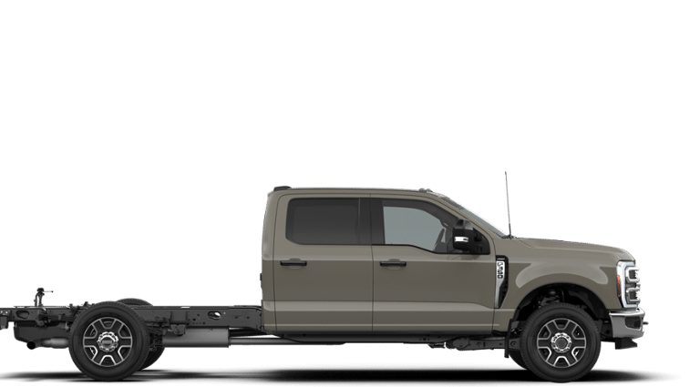 2026 Ford Super Duty F-350 SRW Chassis Cab F-350&reg; Lariat&reg; 4WD Crew Cab 179 WB 60 CA