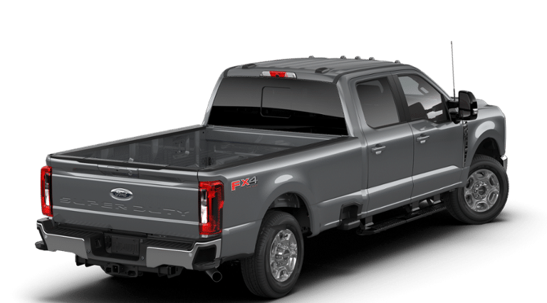 2026 Ford F-350 XLT photo 3