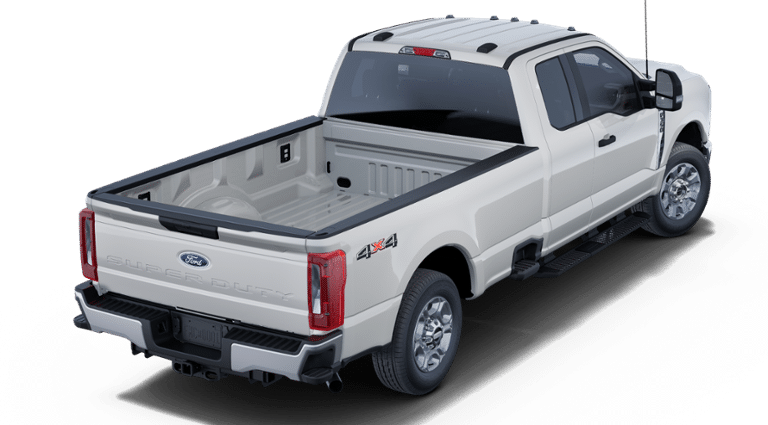 2025 Ford F-350 XLT photo 3