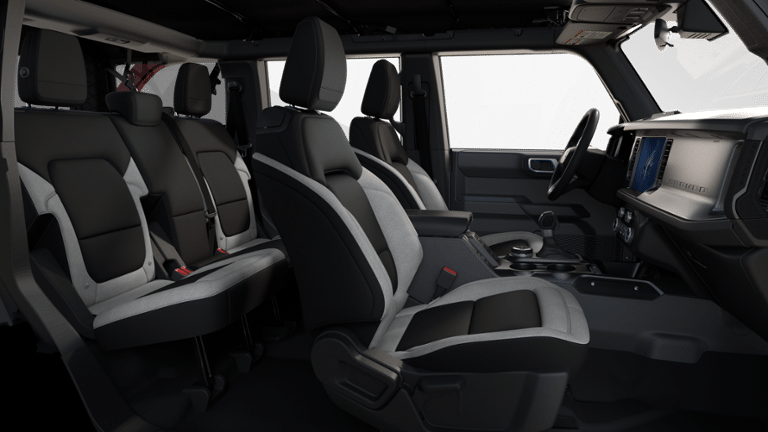 2025 Ford Bronco 4-Door Base - Photo 35