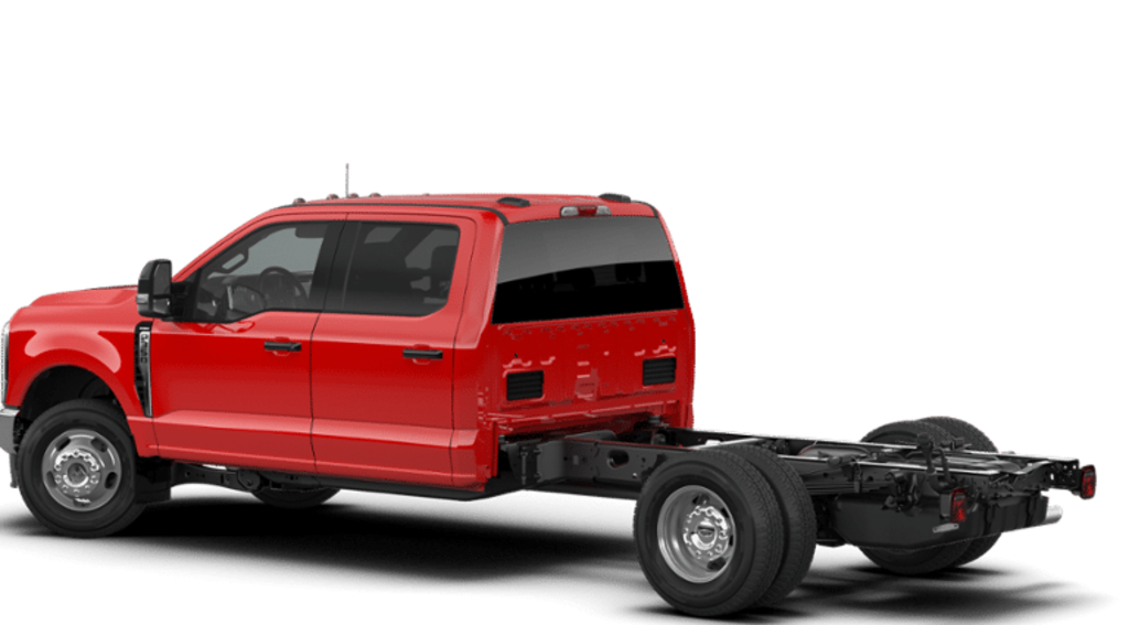 New 2026 Ford F-350 Chassis 4WD Crew Cab 179 WB 60 CA Truck Crew Cab