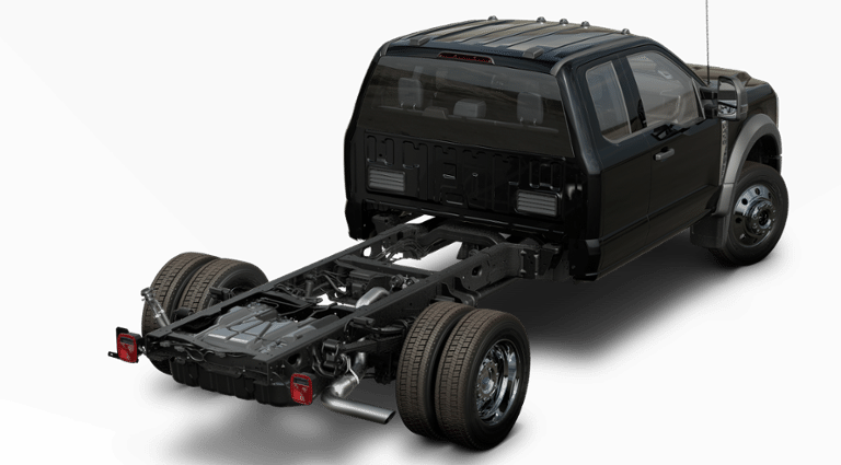 2024 Ford F-450 photo 3