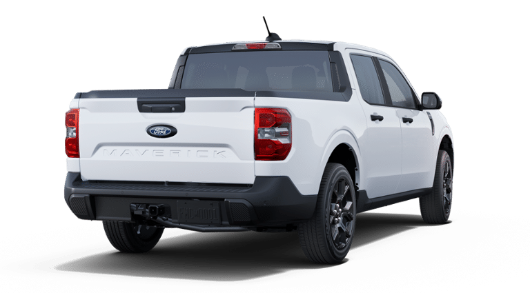 2025 Ford Maverick XLT photo 2