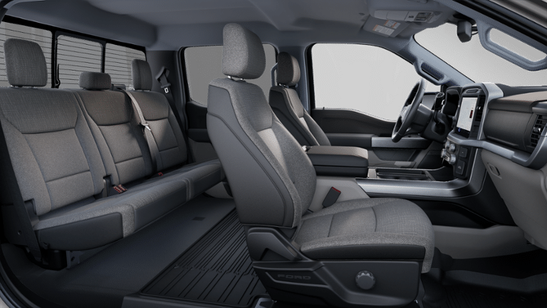 2025 Ford F-150 XLT - Photo 28