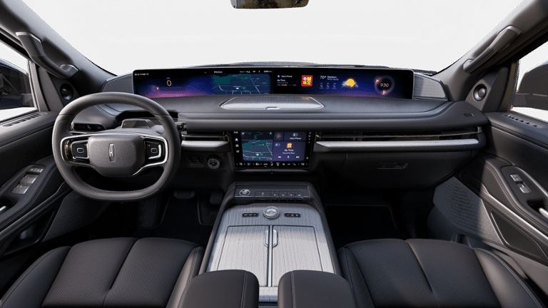 Thumbnail: 2025 Lincoln Navigator L - 23