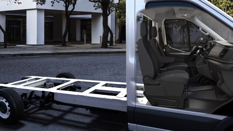 2025 Ford Transit Cutaway Base - Photo 27