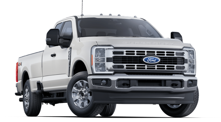 2025 Ford F-350 XLT photo 4