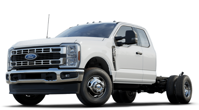 2025 Ford F-350 Super Duty Chassis Cab XLT - Photo 23