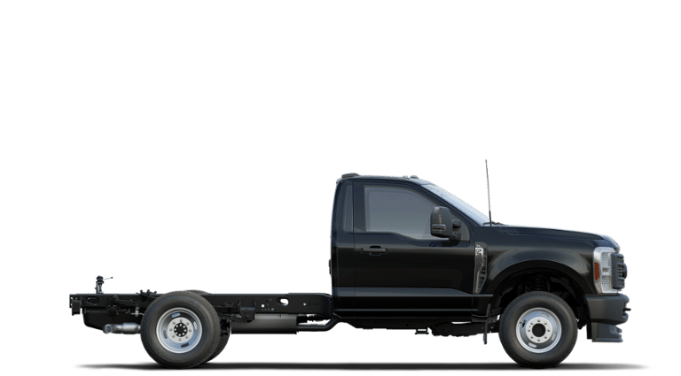 2025 Ford F-350 Super Duty Chassis Cab XL - Photo 5
