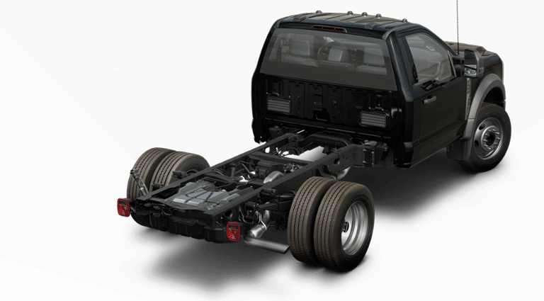 2024 Ford F-600 photo 3