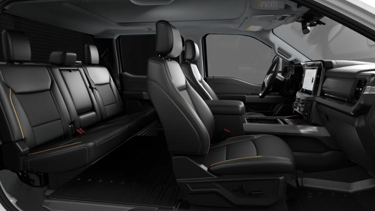 2027 Ford Super Duty F-350&reg; Lariat&reg; TRUCK