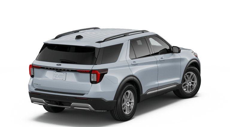 2026 Ford Explorer photo 3
