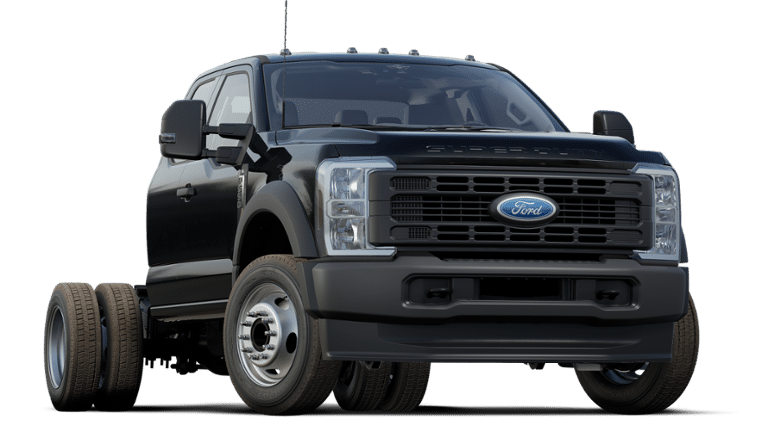 2025 Ford F-550 photo 4