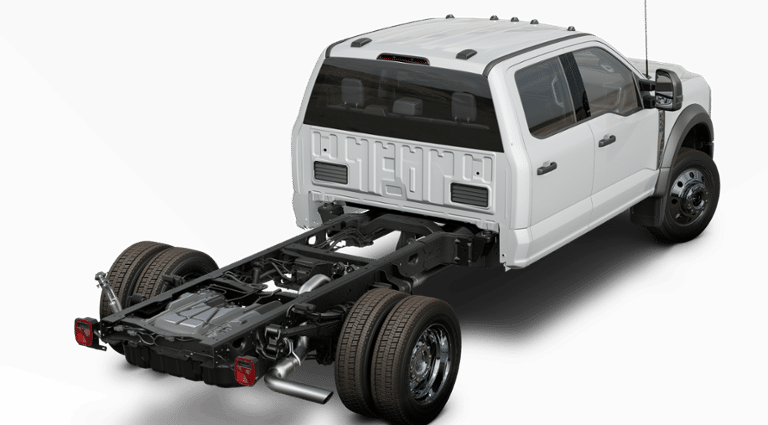 2024 Ford F-550 XLT photo 3