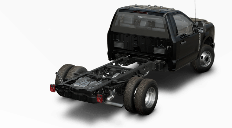 2024 Ford F-350 photo 3