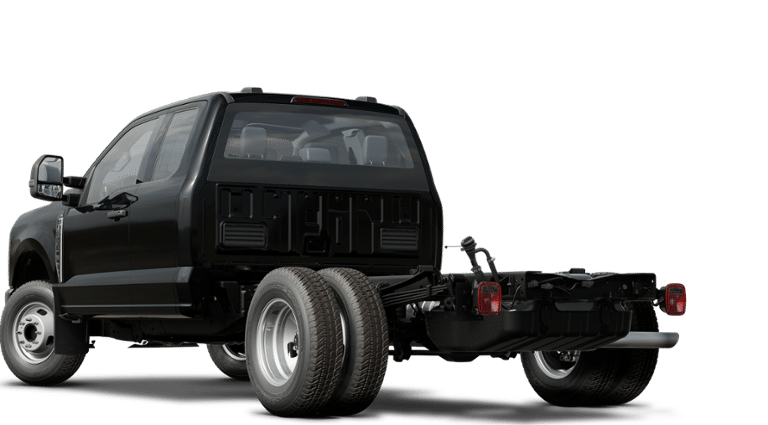 2025 Ford F-350 photo 2