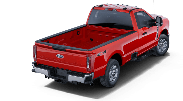 2025 Ford F-350 XLT photo 3