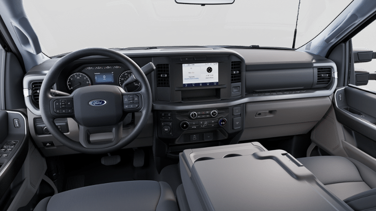 2025 Ford F-350 XLT photo 5