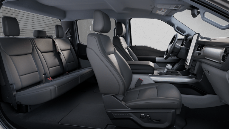2025 Ford F-150 Lightning Flash - Photo 25