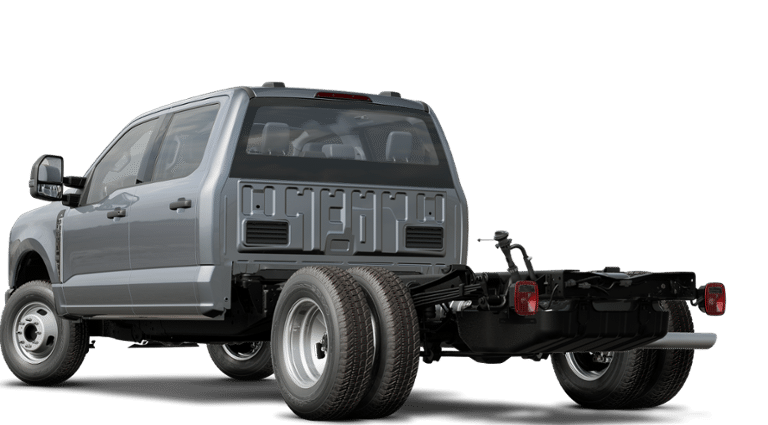 2024 Ford F-350 XL photo 2