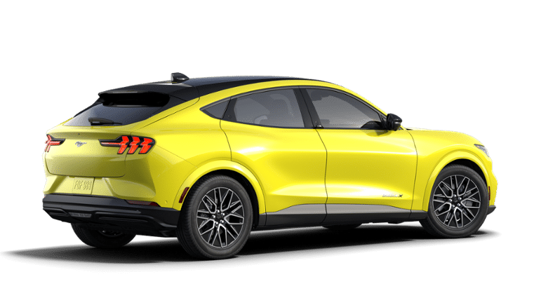 2025 Ford Mustang Mach-E Premium photo 3