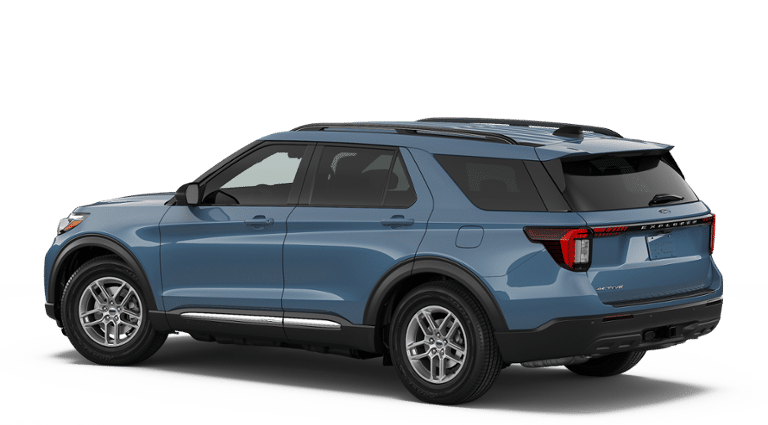 2026 Ford Explorer photo 2