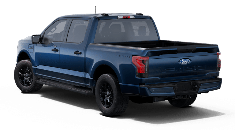 2025 Ford F-150 Lightning XLT photo 22