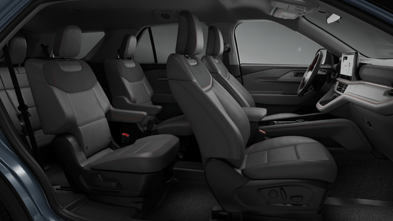 2026 Ford Explorer Active - Photo 6