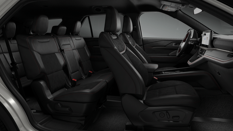 2026 Ford Explorer ST - Photo 29