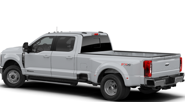 2026 Ford F-350 XLT photo 3