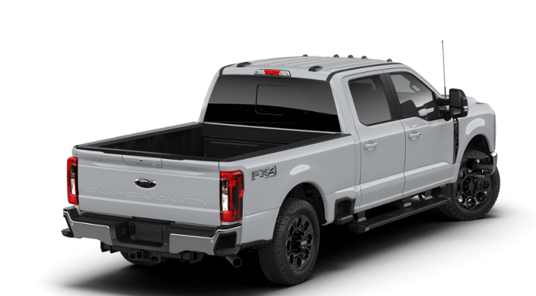 2026 Ford F-350 XLT photo 3