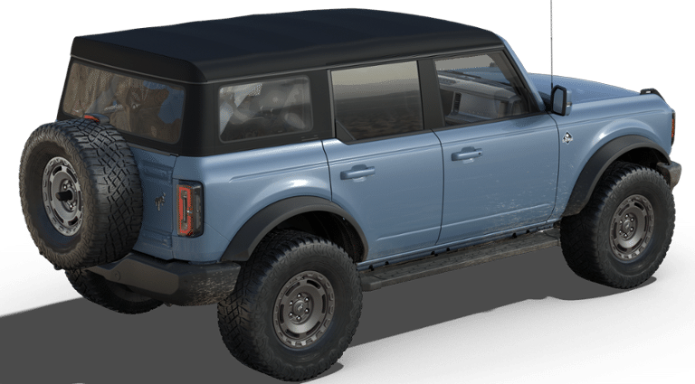 2025 Ford Bronco Outer Banks photo 3
