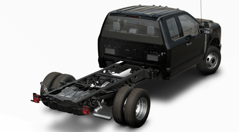 2024 Ford F-350 XL photo 3