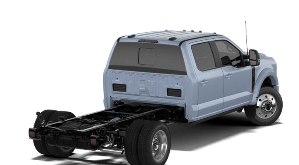 New 2027 Ford F-550 Chassis Cab F-550® Platinum TRUCK