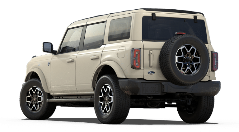 2025 Ford Bronco Outer Banks photo 3