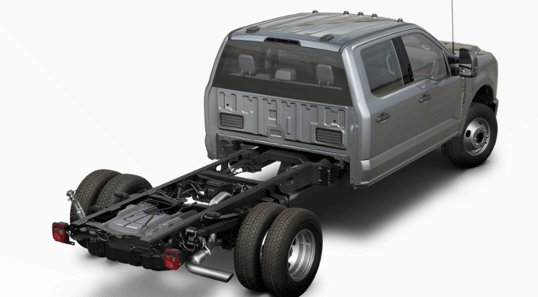 2024 Ford F-350 XL photo 3