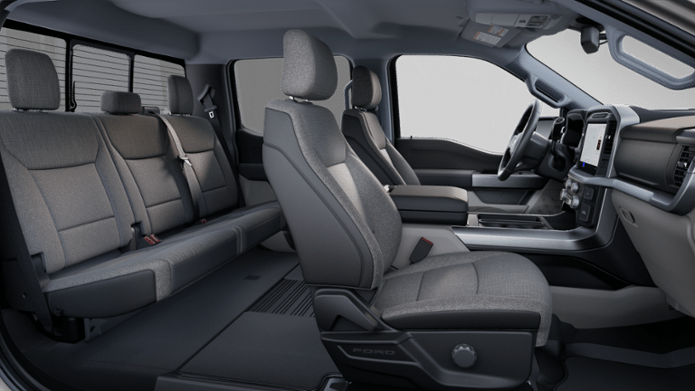 2025 Ford F-150 XLT - Photo 50