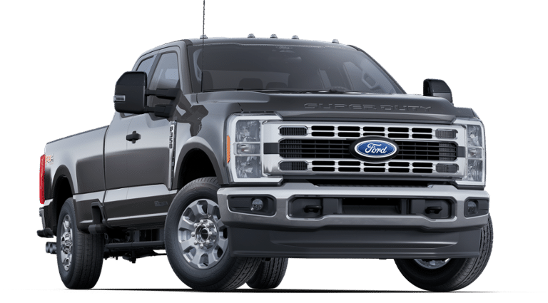 2025 Ford F-350 XLT photo 4