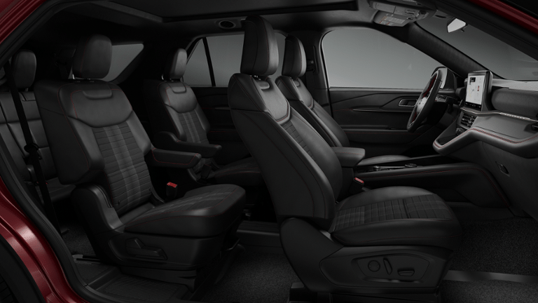 2026 Ford Explorer ST-Line - Photo 32
