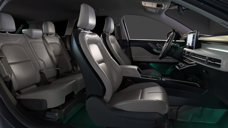 2025 Lincoln Corsair Premiere photo 7