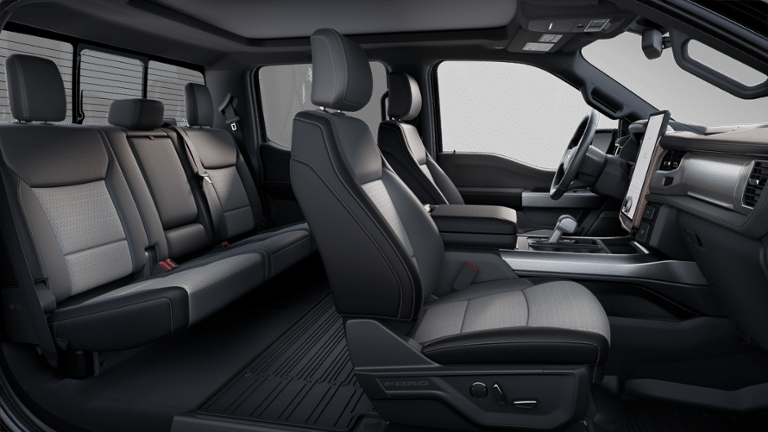 2025 Ford F-150 Lightning Lariat photo 10