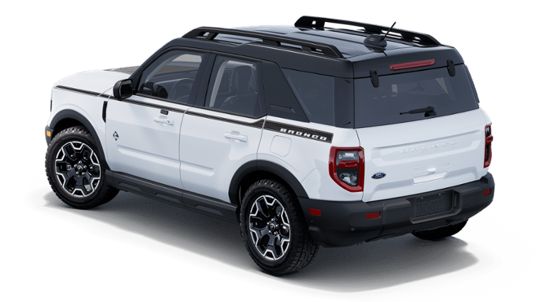 2025 Ford Bronco Sport Outer Banks photo 2