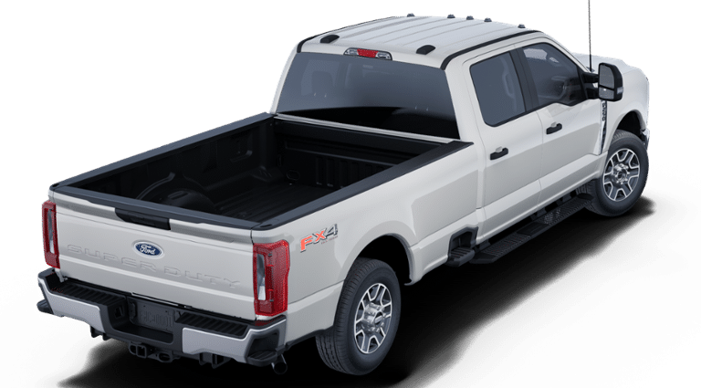 2025 Ford F-250 XLT photo 3