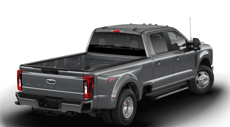 2026 Ford F-350 XLT photo 3