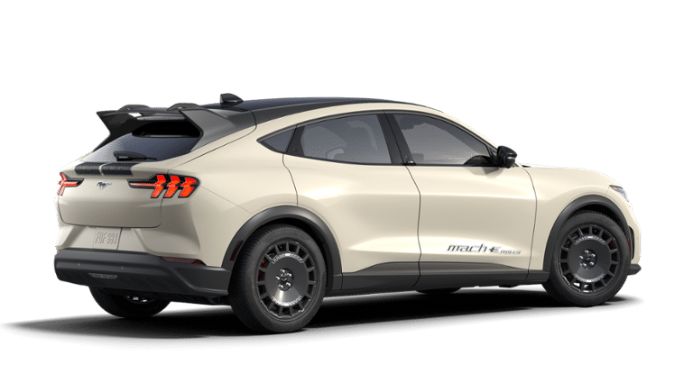 2025 Ford Mustang Mach-E GT photo 4