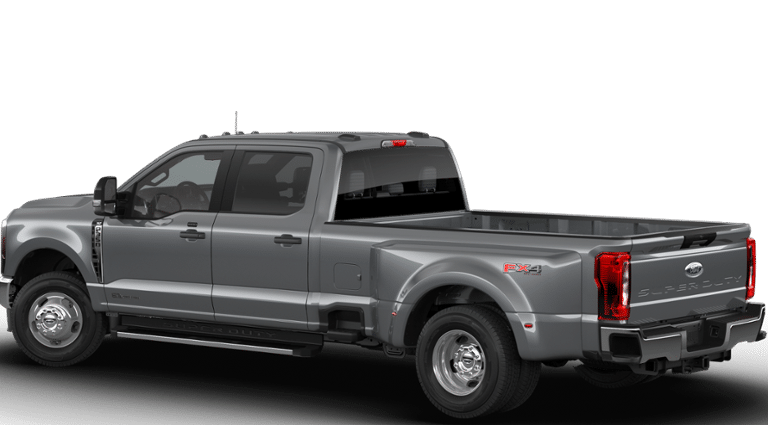 2026 Ford F-350 XLT photo 2