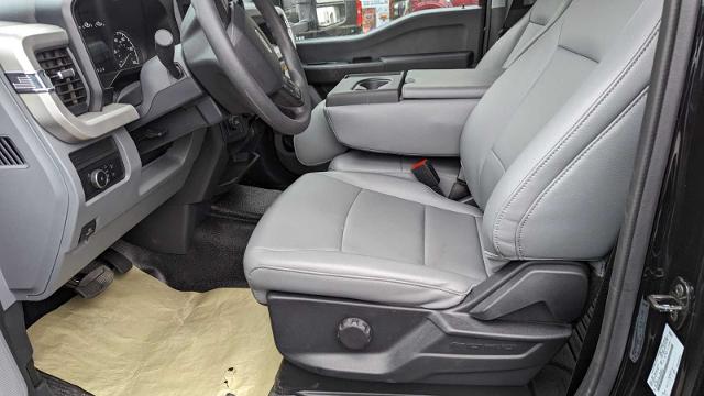 2023 Ford Super Duty F-350 DRW F-350 XL Truck Crew Cab